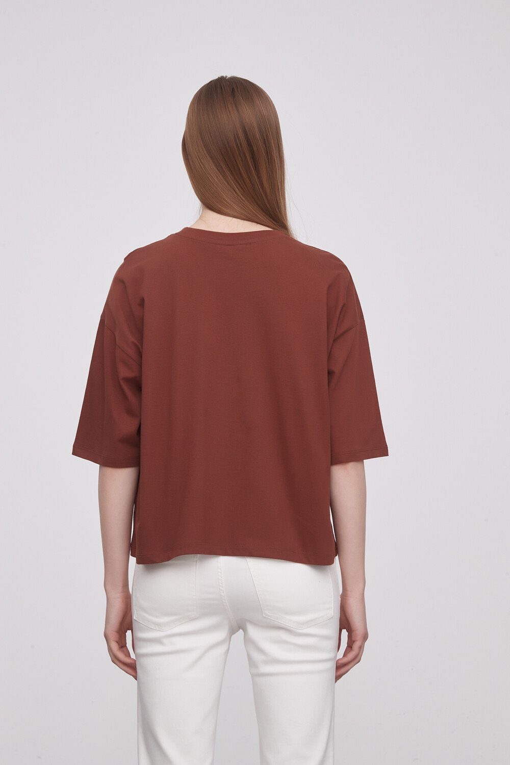 Remera Ahrnia Chocolate