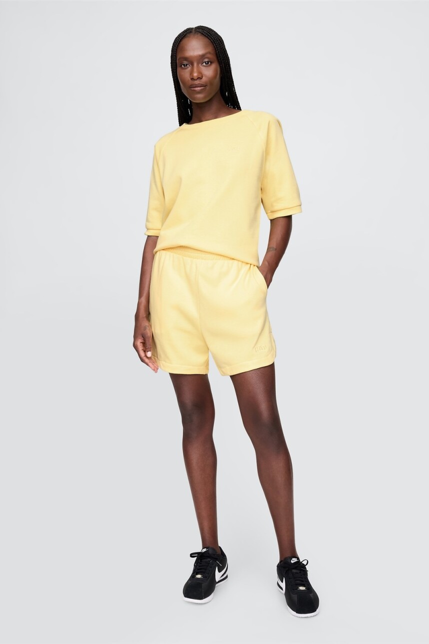 Short Sin Felpa Logo Gap Mujer Pale Banana 12-0824Tcx