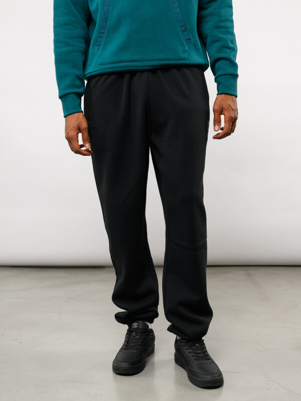 Pantalón Northbound Umbro Hombre 002