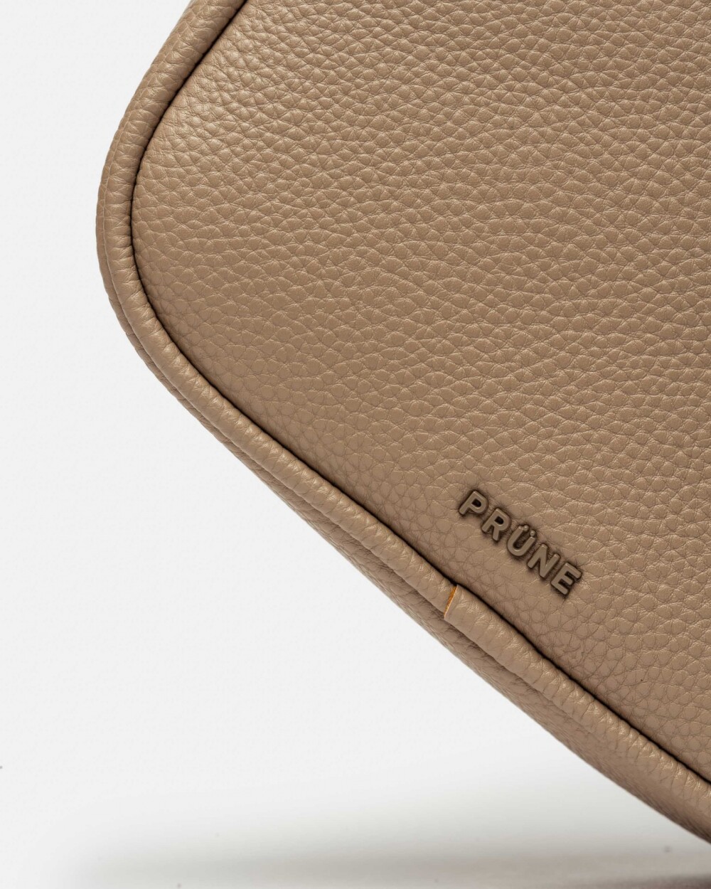 Mini Bag Adisa En Efecto Cuero Graneado Taupe