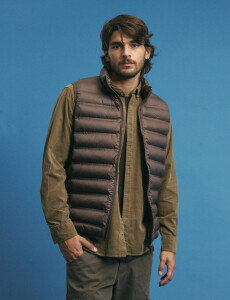 300510 CHALECO HARRY Marron