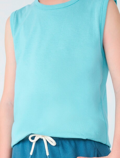 MUSCULOSA BÁSICA INFANTIL REGULAR CELESTE