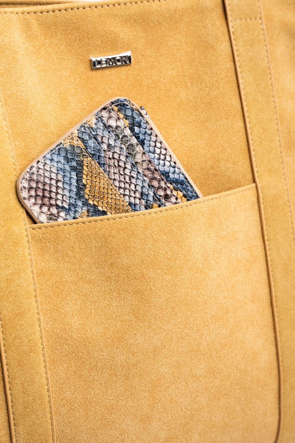 Travel Bag Camel — Lemon