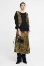 VEST DE LENTEJUELAS CON BOTON Oro