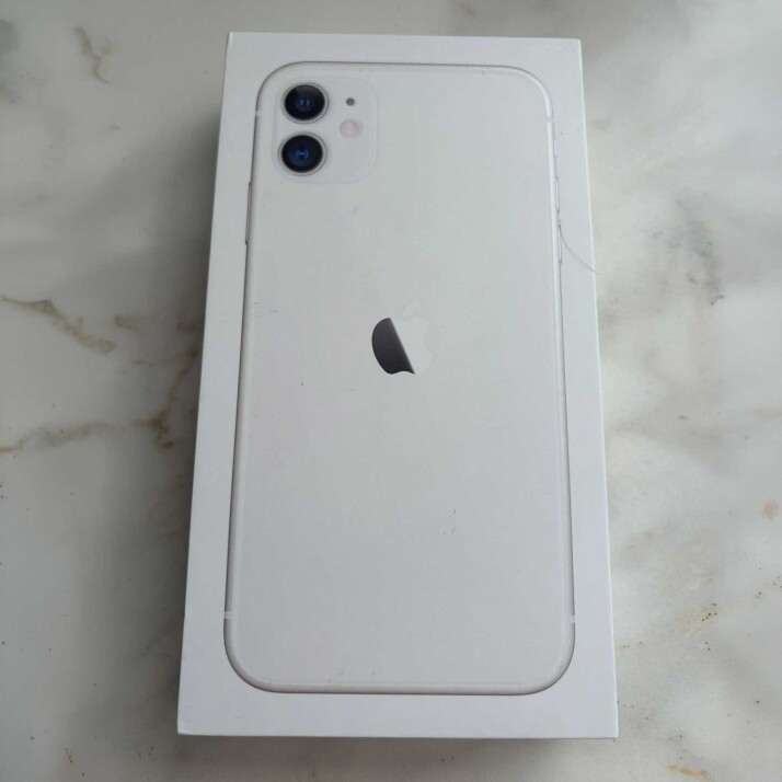 iPhone 11 64GB - White iPhone 11 64GB - White