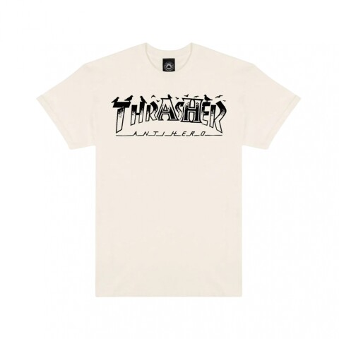 REMERA THRASHER X ANTI HERO PIGEON MAGAZINE White