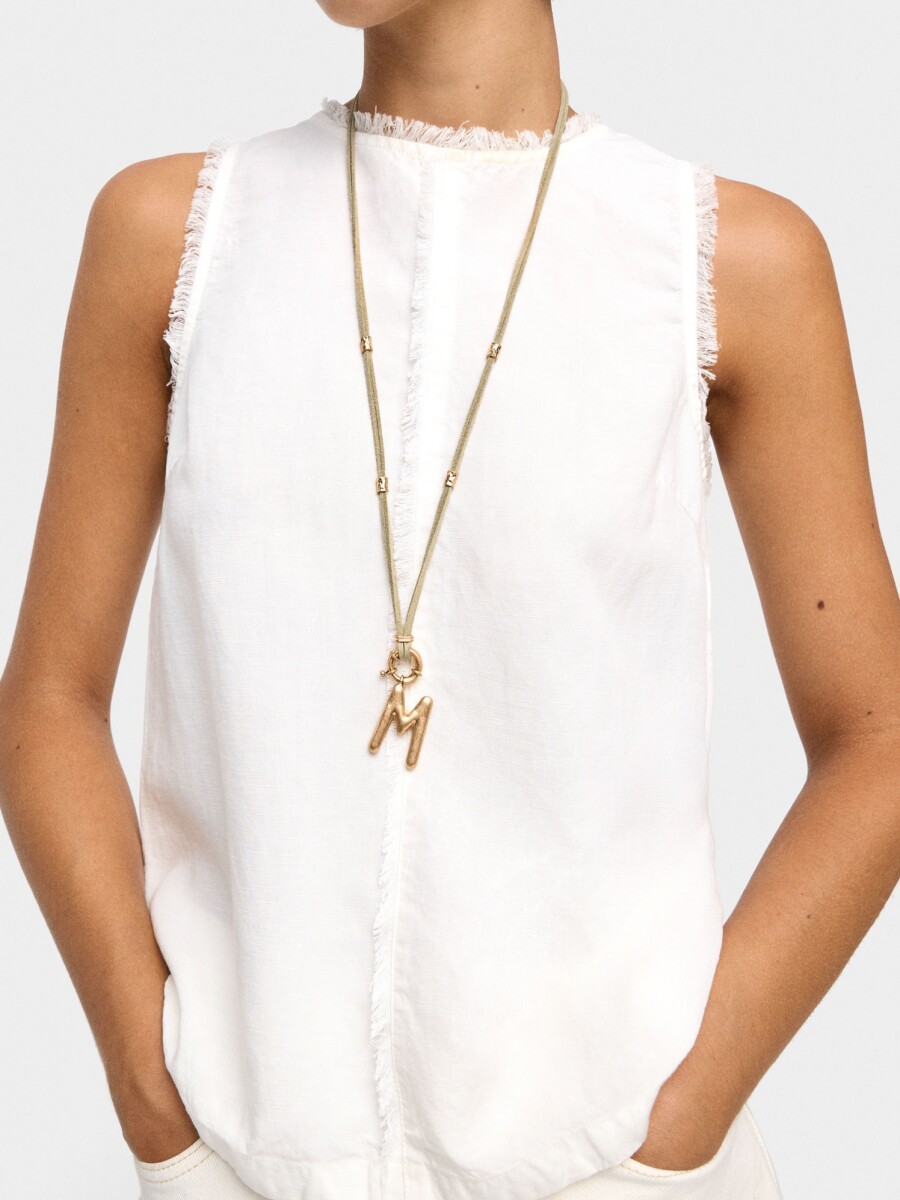 Collar De Cordón Con Letra beige