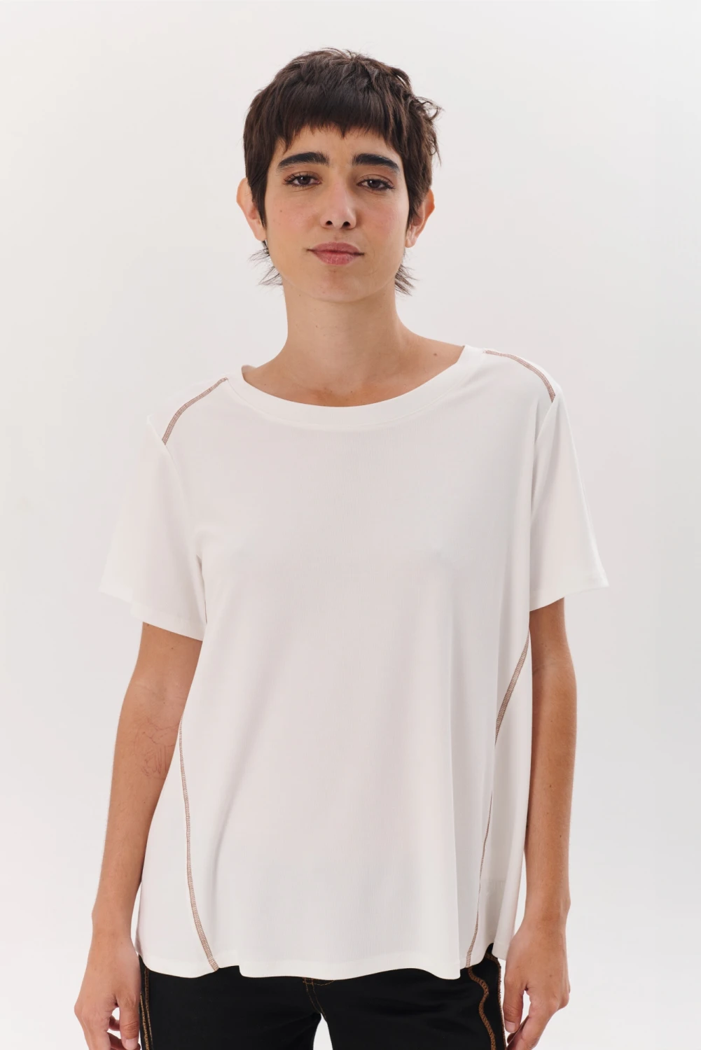 REMERA MACARENA blanco 4