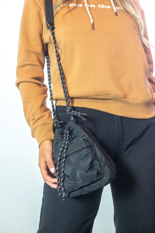 Bandolera Puffer capitoneada Negro
