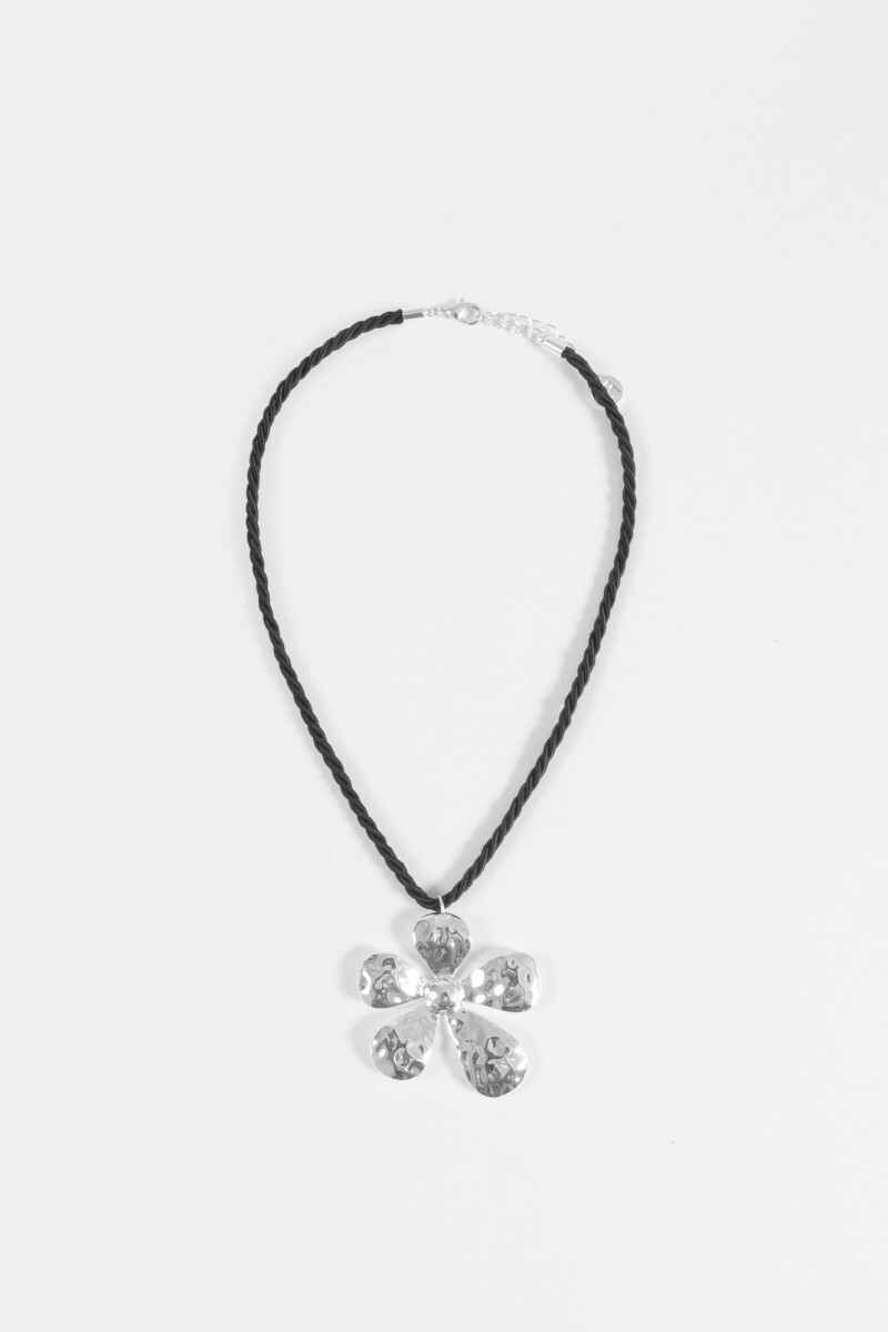 Collar cordón Margarita plateado
