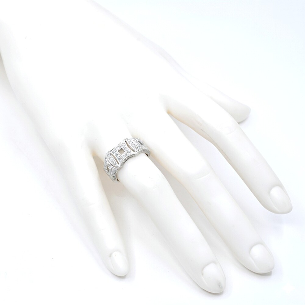 Anillo calado en oro 18k blanco con brillantes Anillo calado en oro 18k blanco con brillantes