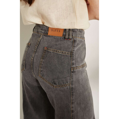 Jean Bloom Gris