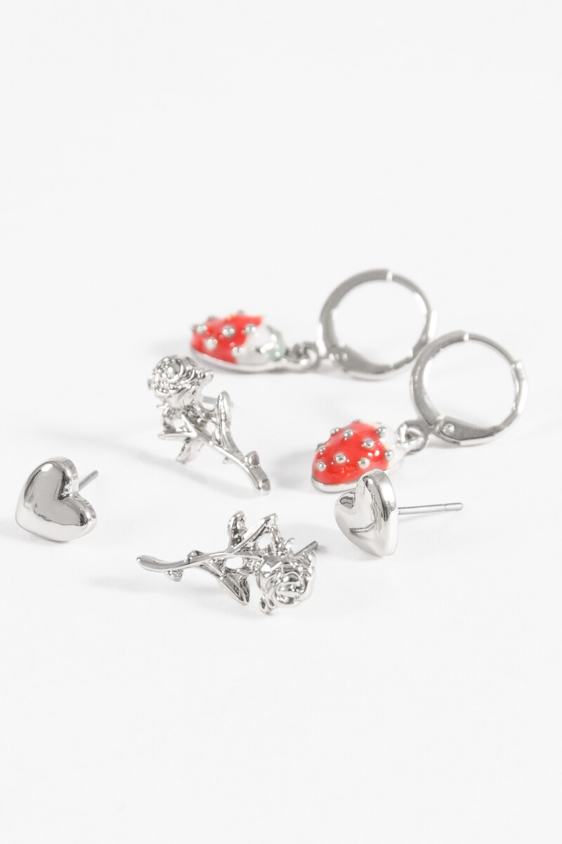 Set de caravanas frutilla plateado