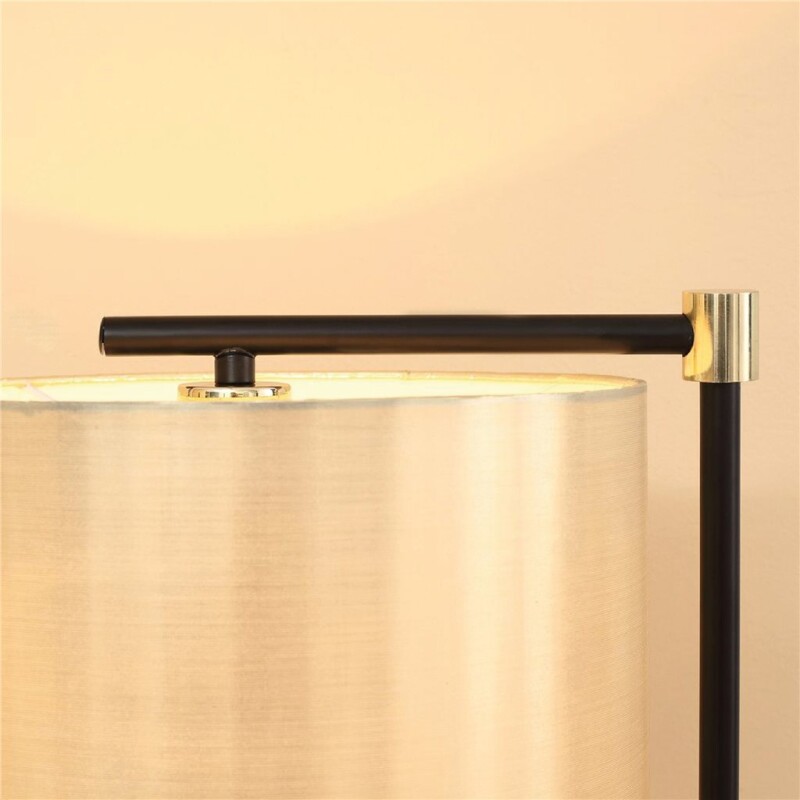 LAMPARA DE PIE 32x40x152CM SEDA/METAL DORADO/NEGRO LAMPARA DE PIE 32x40x152CM SEDA/METAL DORADO/NEGRO