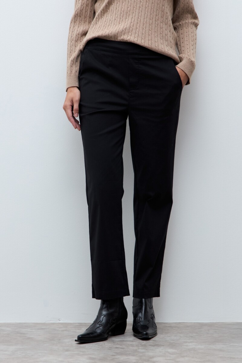 Pantalón recto negro