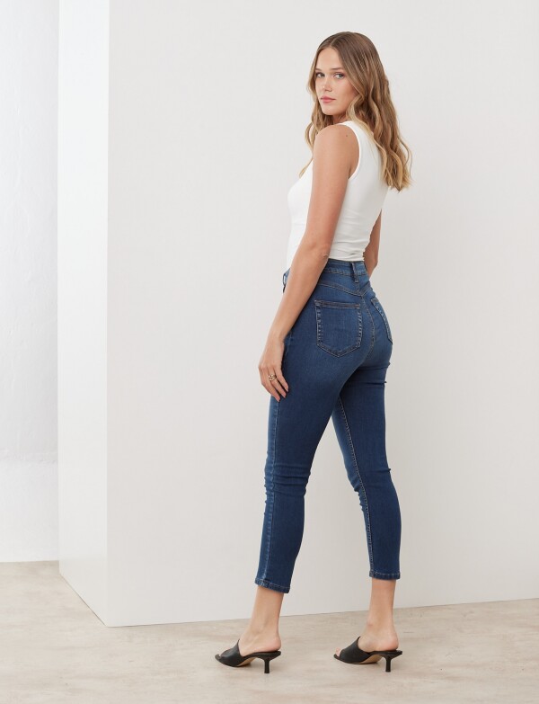 Jean Capri JEAN