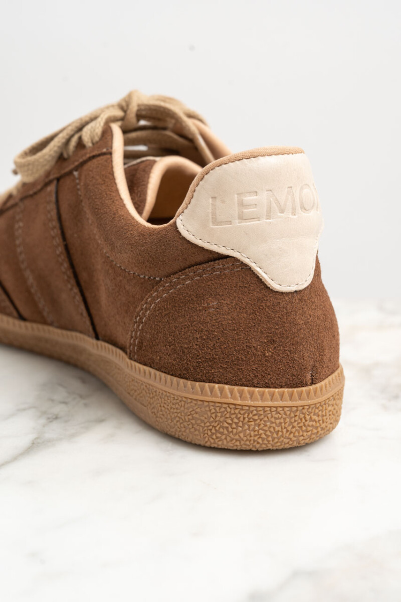 Zapatilla Gamuza Marrón