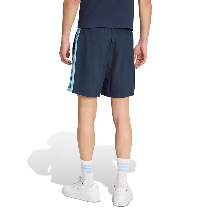 Short de Hombre Adidas Chelsea Wc M 3S Azul - Celeste