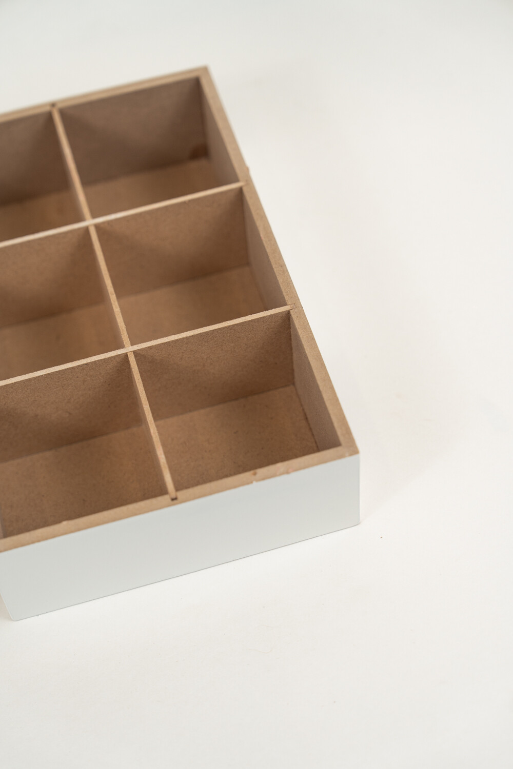 Caja Para Té Aryel, 6 Separaciones. Blanco