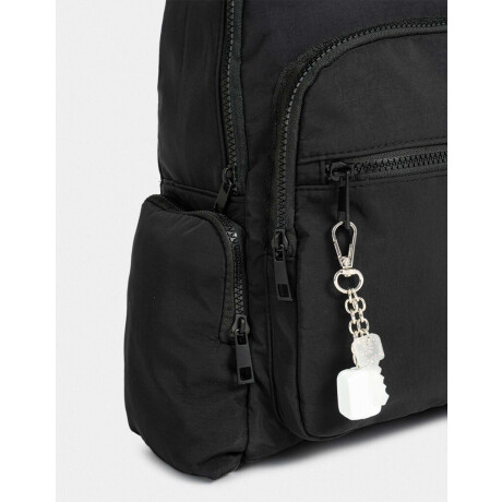 Mochila Urbana Con Charm Negro