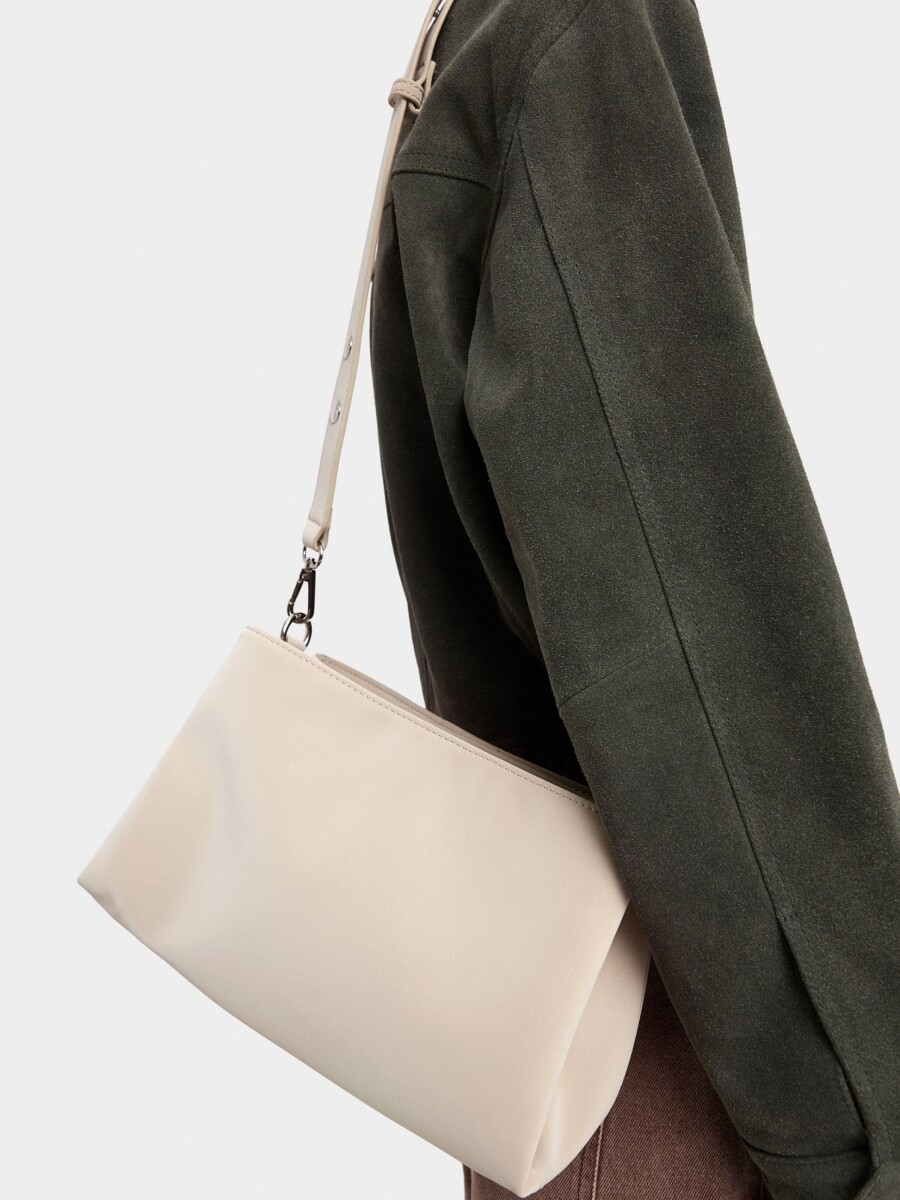 Bolso De Hombro Con Textura Suave crudo