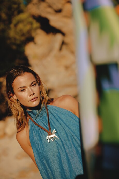 Horsy Necklace Chocolate / Plateado