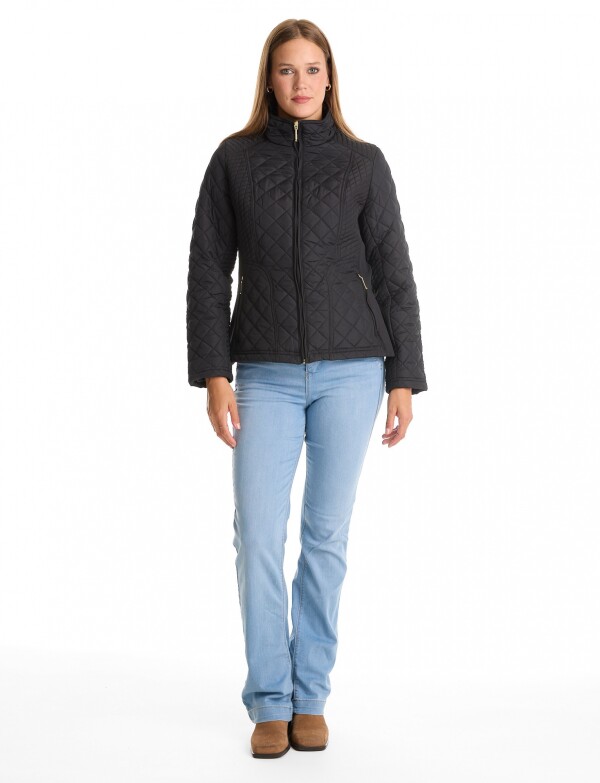 Campera Capitoneada Entallada NEGRO