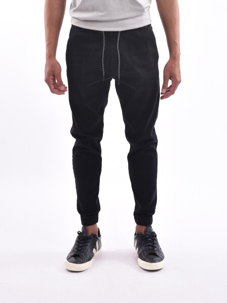 JOGGER AREZZO NEGRO