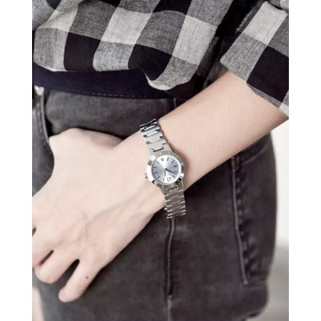 Reloj análogo Casio en acero dama Reloj análogo Casio en acero dama