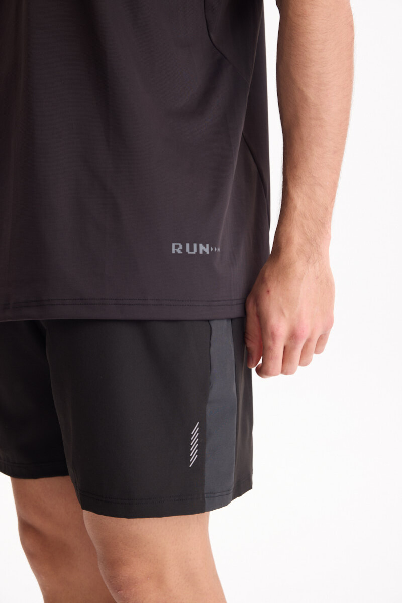 Remera DryFit Core Negro