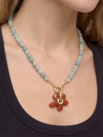Collar Cuentas Y Colgante En Resina multicolor