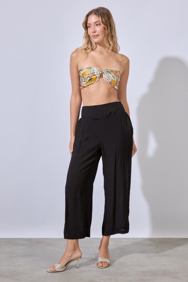 Pantalon Crop NEGRO