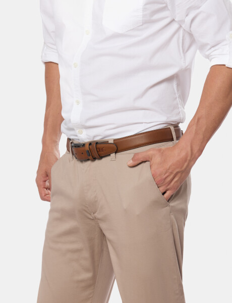 PANTALON CLÁSICO CON SPANDEX Beige