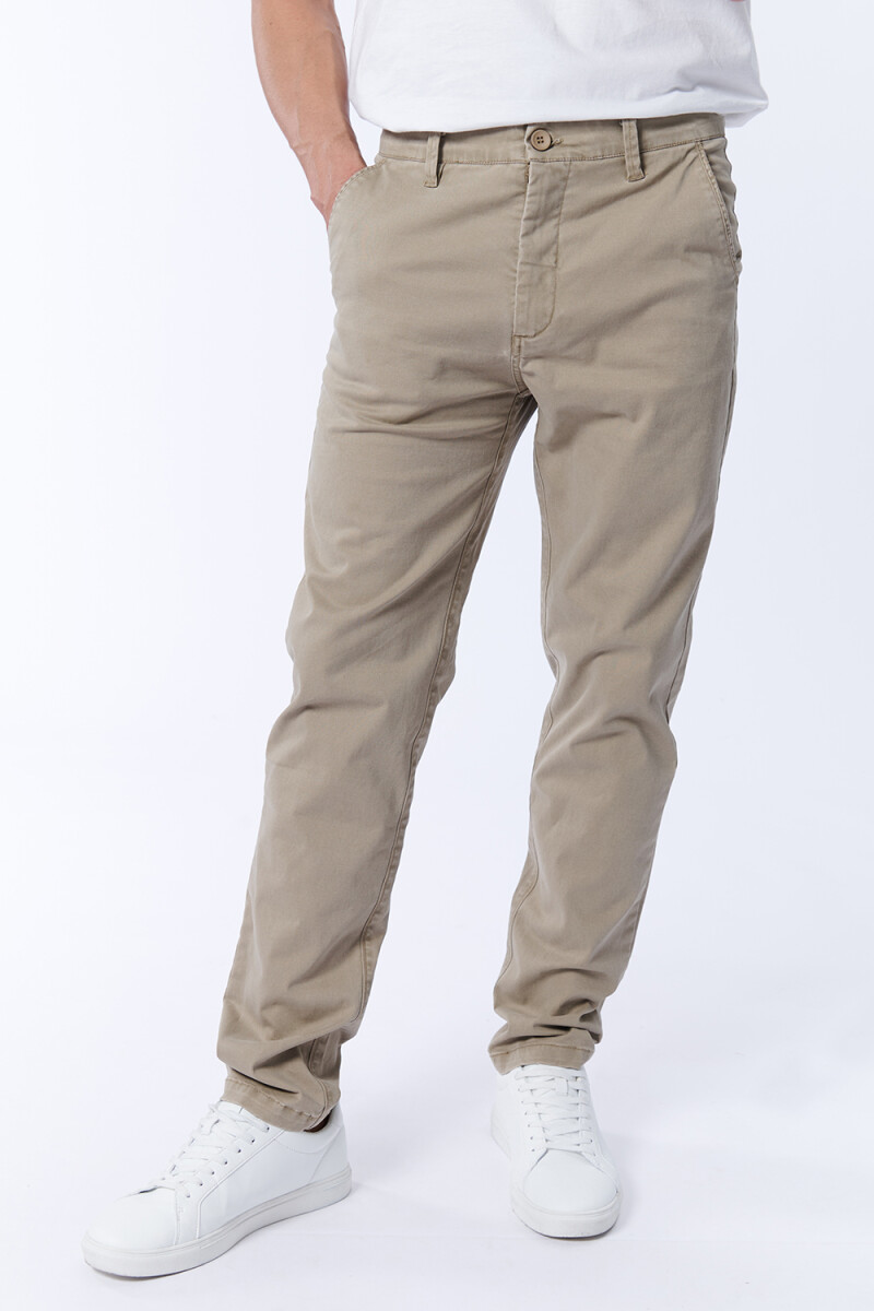 Pantalón Chino Tostado