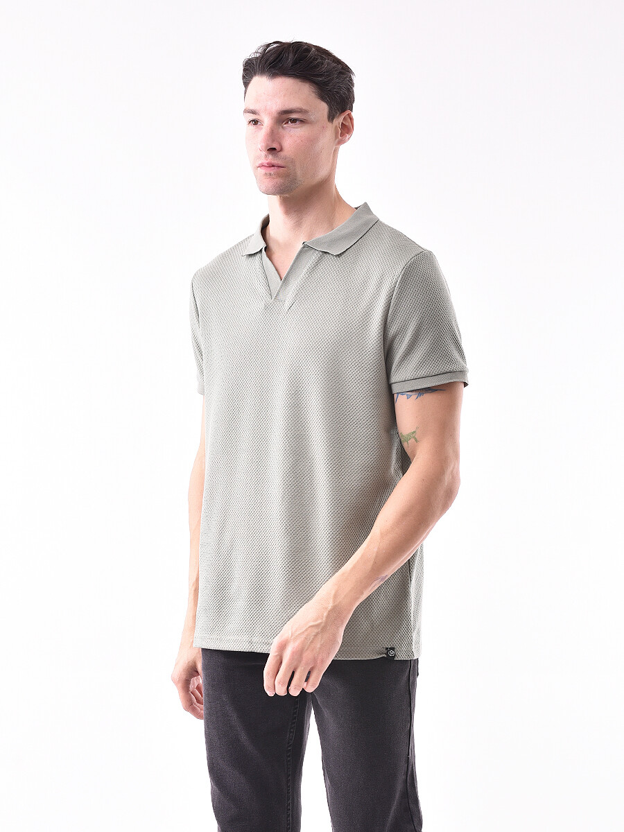 REMERA BARD - VERDE MILI 