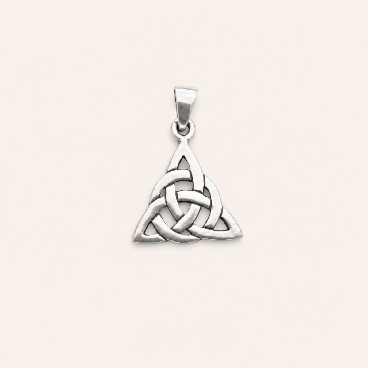 Dije Trisquel - Plata 925 