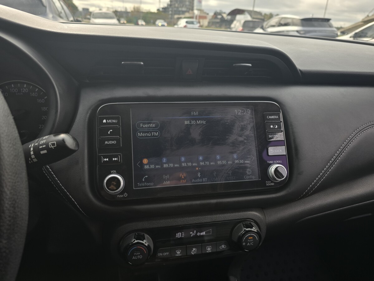 Nissan Kicks Exclusive 1.6 CVT | Permuta / Financia Nissan Kicks Exclusive 1.6 CVT | Permuta / Financia