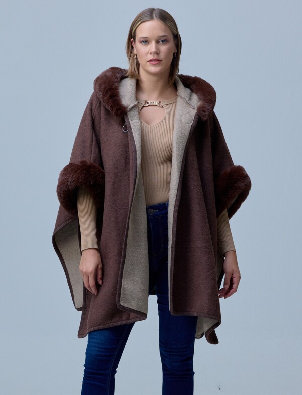 Ruana Capucha Faux Fur MARRON