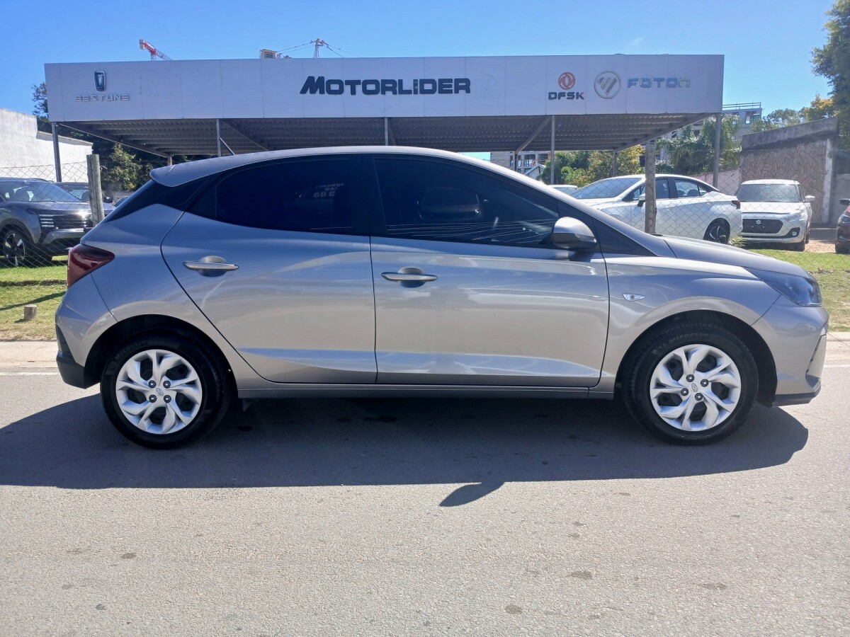 Hyundai HB20 1.0 2025 EXCELENTE ESTADO! | Permuta / Financia Hyundai HB20 1.0 2025 EXCELENTE ESTADO! | Permuta / Financia
