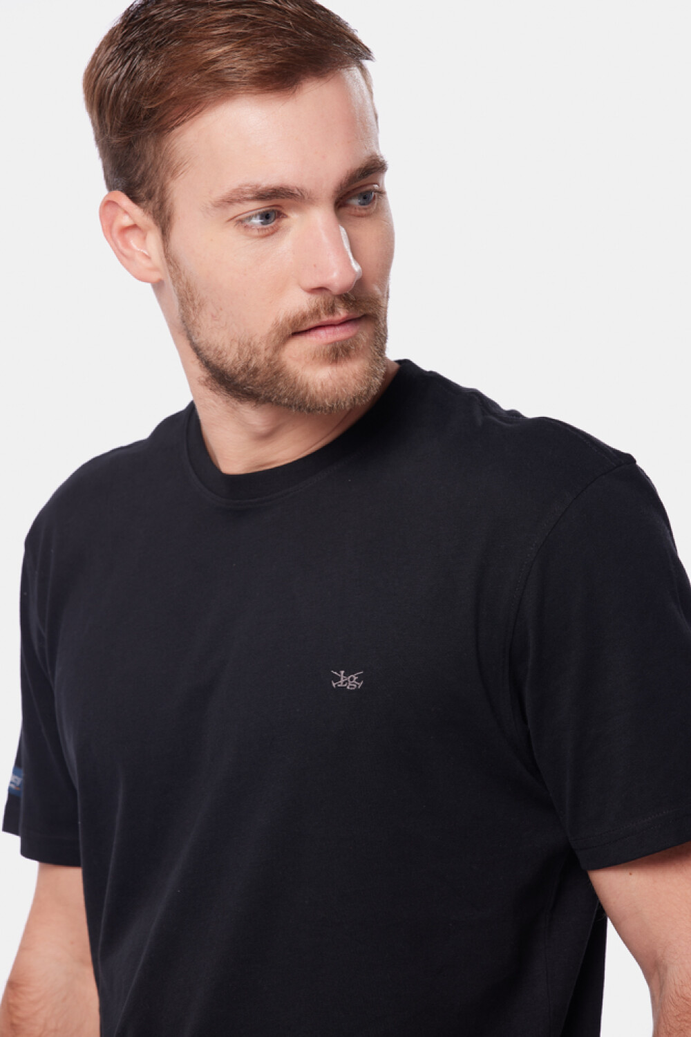 REMERA LISA Negro