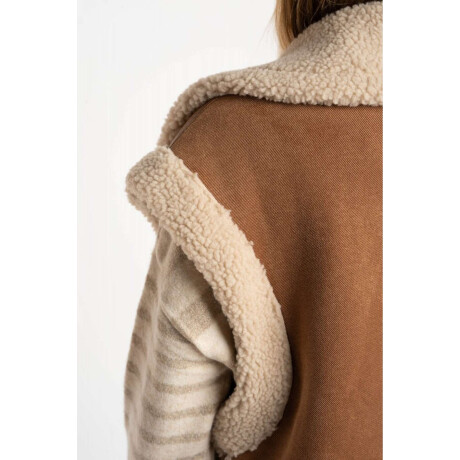 Chaleco Gamulan Camel