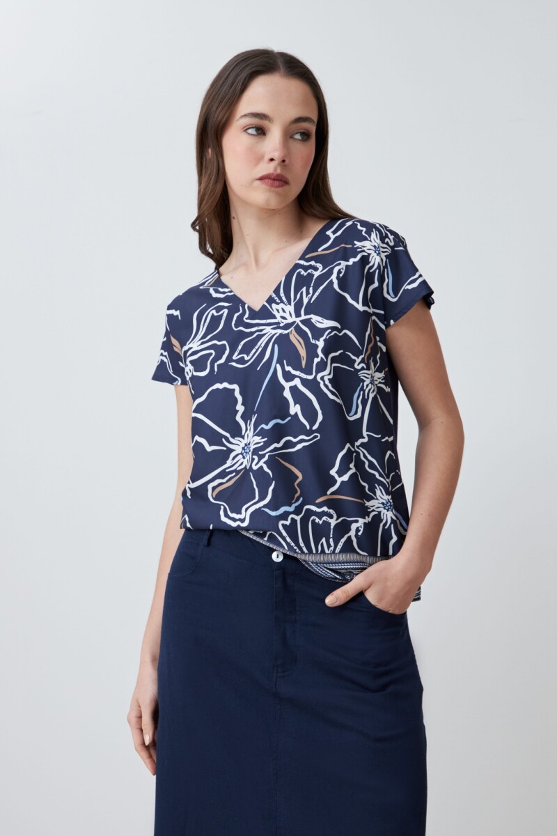 Blusa frente estampado floral azul marino