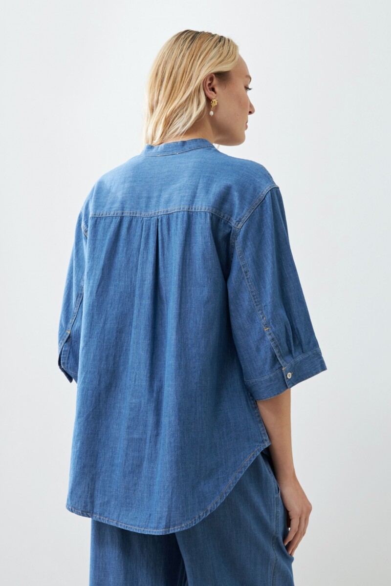 Camisa de jean cuello mao jean medio
