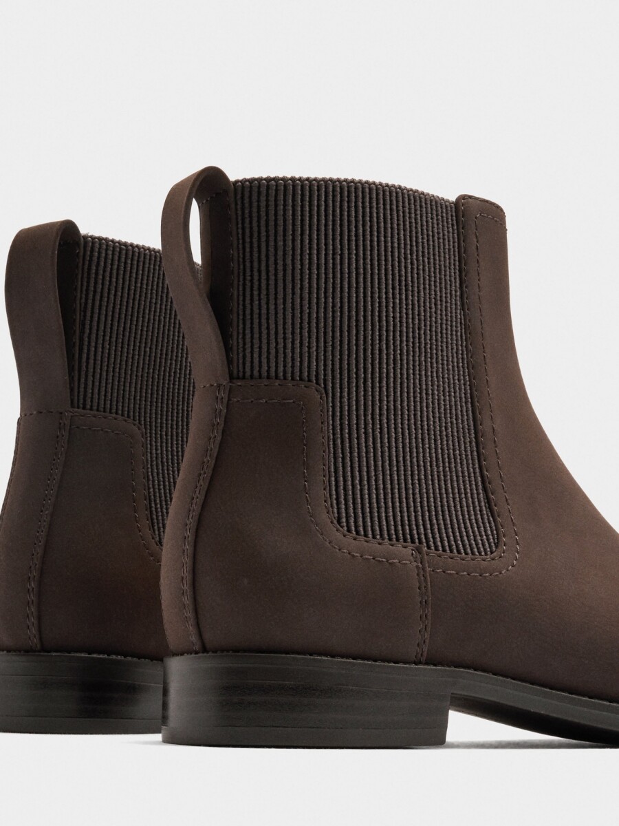Botines Chelsea marron