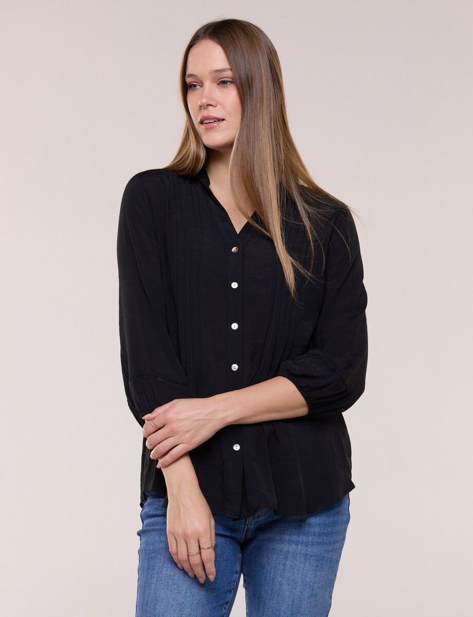 Blusa Con Alforzas En Delantero Y Botones - Negro 