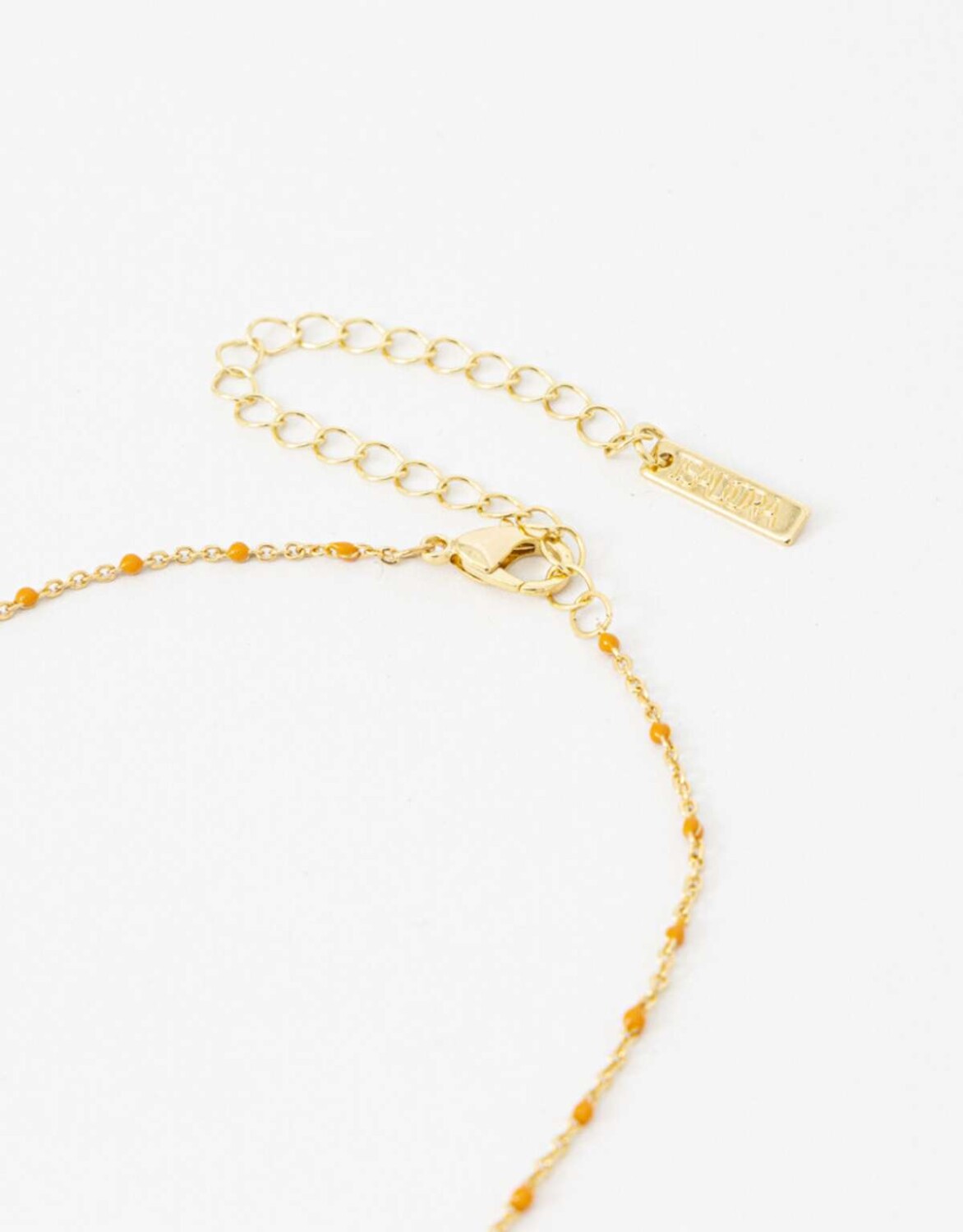 Set De Argollas Y Collar Esmaltados Dorado — Tienda Soy Santander