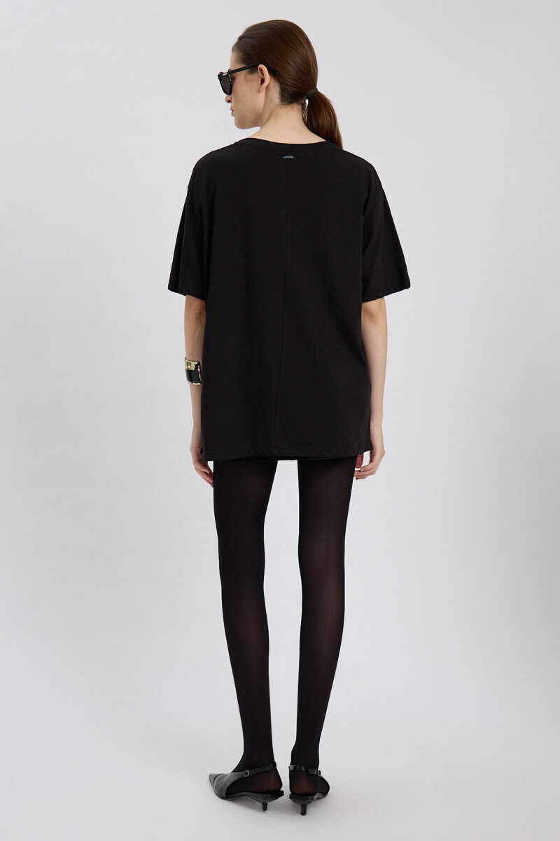 REMERA ADRASTEA Negro