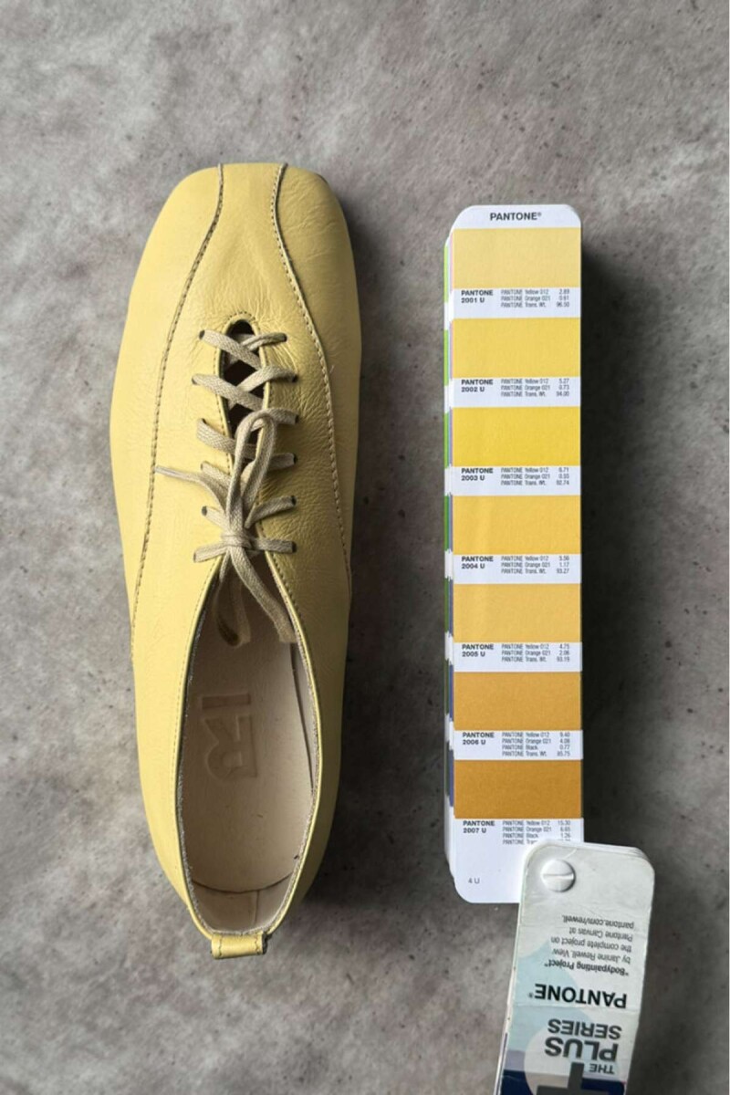 Flat Bouna - Yellow 