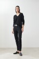Sweater escote V negro