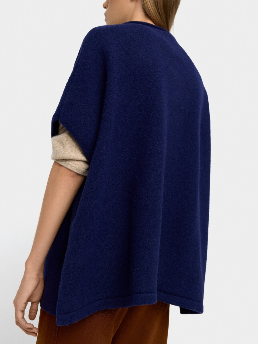 Poncho De Punto Con Hebillas azul-marino